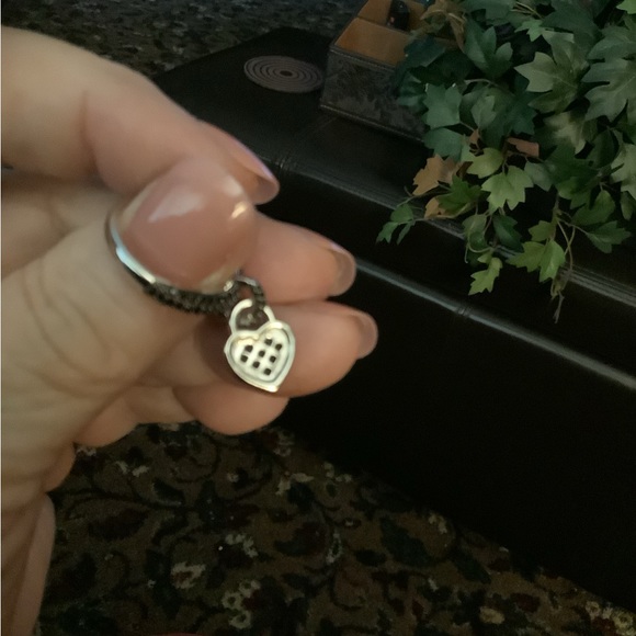 Black Spinel and Sterling Silver Heart Ring… - Picture 3 of 3